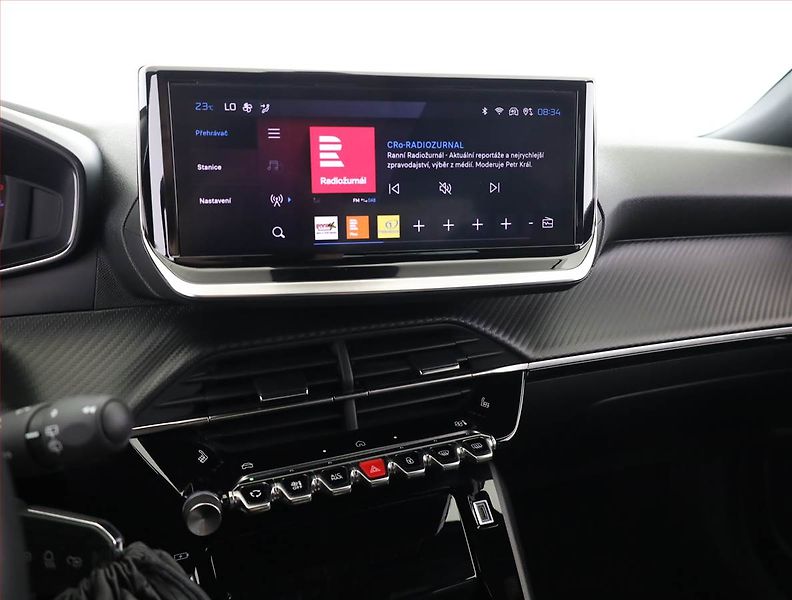 Peugeot 2008 (2024) 1.2 PureTech, 360°KAMERA - fotka 10 z 16