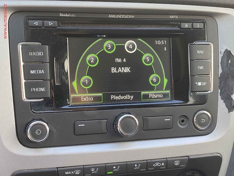 Škoda Octavia (2012) 2.0 TDi, ČR, autoAC - fotka 15 z 18