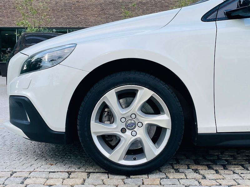 Volvo V40 2.0i AUT 1MAJITEL CROSS COUNTR - fotka 47 z 49