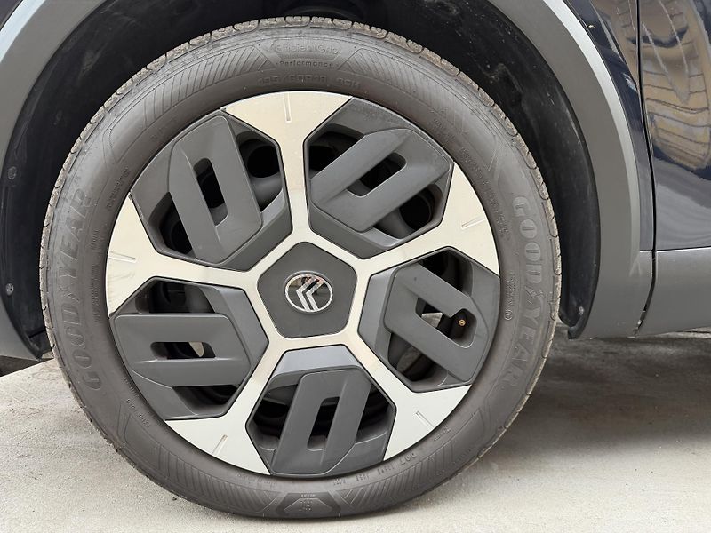 Citroën C4 (2025) PLUS PureTech 130k EAT8 - fotka 9 z 37