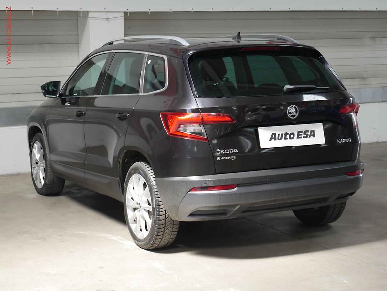 Škoda Karoq (2018) 1.6 TDi, Style, DSG, kůže - fotka 4 z 22