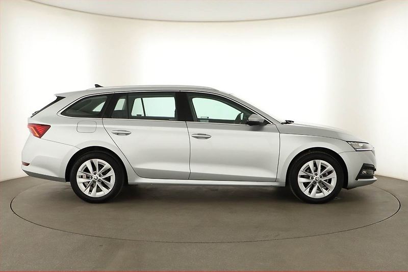 Škoda Octavia (2024) Style 2.0 TDI - fotka 6 z 13
