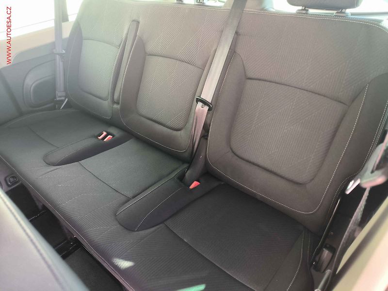 Renault Trafic (2022) 2.0dCi L2 9míst, Intense - fotka 11 z 19
