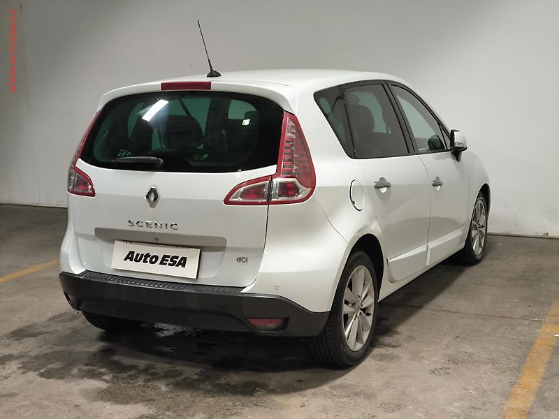 Renault Mégane (2009) 1.9dCi, AC, kůže - fotka 6 z 17