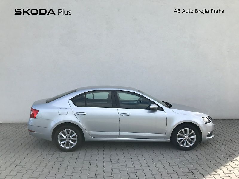 Škoda Octavia (2018) AMB TD 85/1.6 A7F - fotka 21 z 25