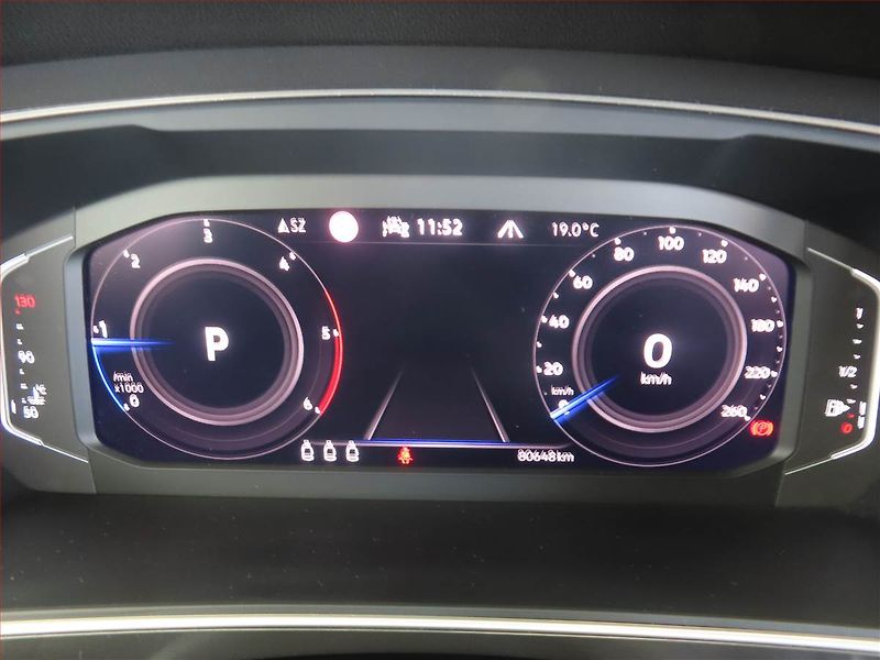 Volkswagen Tiguan Allspace (2022) 2.0 TDI - fotka 11 z 34
