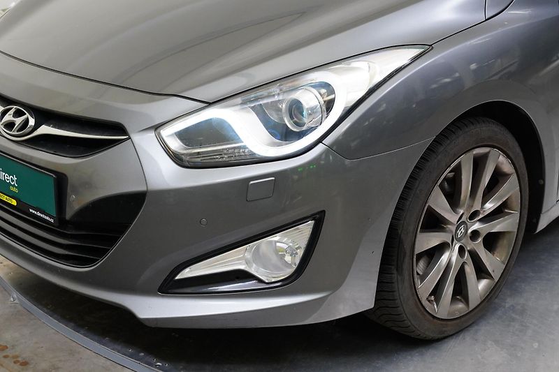 Hyundai i40 - fotka 9 z 26