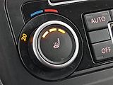 Volkswagen Touran (2011) Comfortline 1.6 TDI, Navi - náhled 18