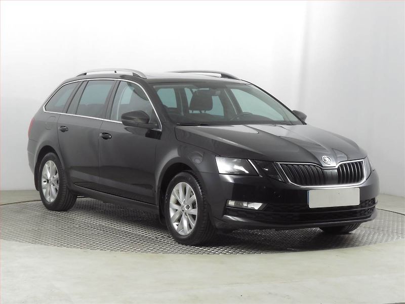 Škoda Octavia (2018) 1.6 TDI, Automat, Navi - fotografie inzerátu