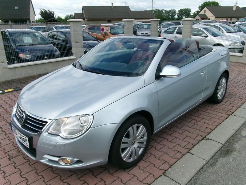 Volkswagen EOS (2008) 2,0TDI 8V CABRIO  - fotka 29 z 45