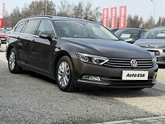 Volkswagen Passat (2018) 2.0TDi, DSG, navi, TZ - fotografie inzerátu