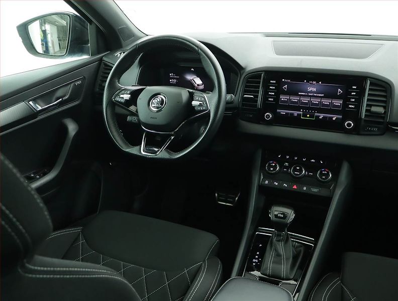 Škoda Karoq (2022) Sportline 1.5 TSI - fotka 7 z 18