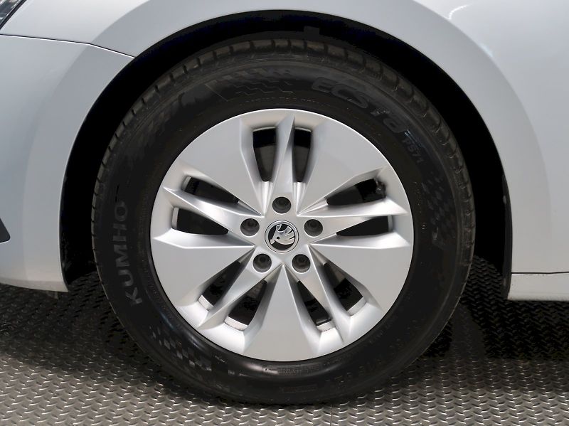 Škoda Octavia (2021) AMBITION 2.0TDI 85KW - fotka 12 z 36