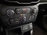 Jeep Renegade (2019) 1.0 T-GDI, Serv.kniha - náhled 13