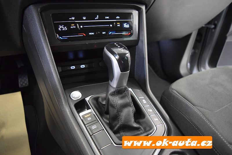 Volkswagen Tiguan 1.5 TSi ELEGANCE DSG  - fotka 40 z 62