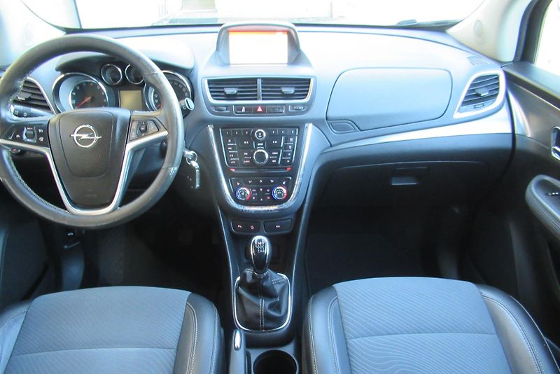 Opel Mokka 1.4i  4X4 AUT. KLIMA TAŽNÉ - fotka 9 z 28