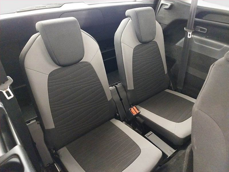 Citroën C4 Picasso (2016) 2.0 HDI, 7 míst, Serv.kniha - fotka 16 z 22