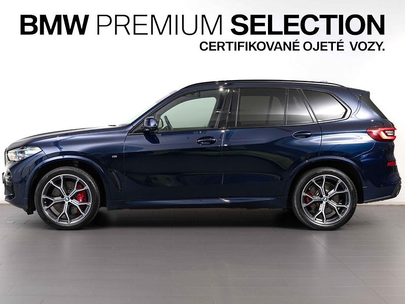 BMW X5 xDrive40d - fotka 2 z 23