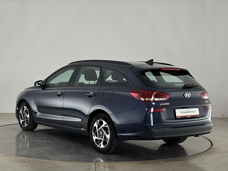 Hyundai i30 Smart DCT - fotka 15 z 26