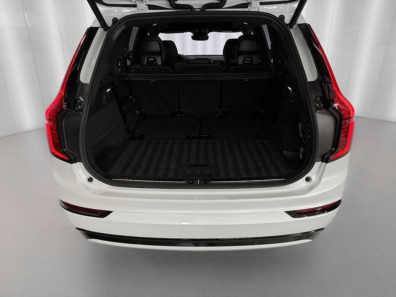 Volvo XC90 (2026) T8 AWD BLACK EDITION ULTRA, VZ - fotka 34 z 35