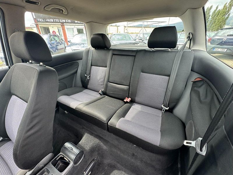 Volkswagen Golf (2003) 1,9 TDI 96 KW STK BRZDY - fotka 33 z 43