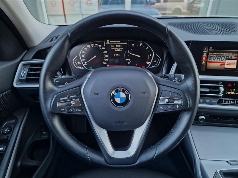 BMW Řada 3 318d 110kW Touring,ČR,1.Maj. - fotka 21 z 50