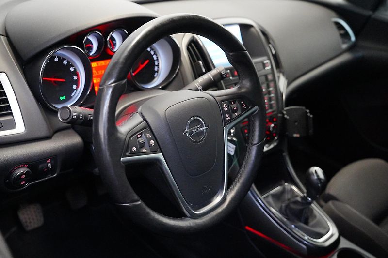 Opel Astra - fotka 5 z 6