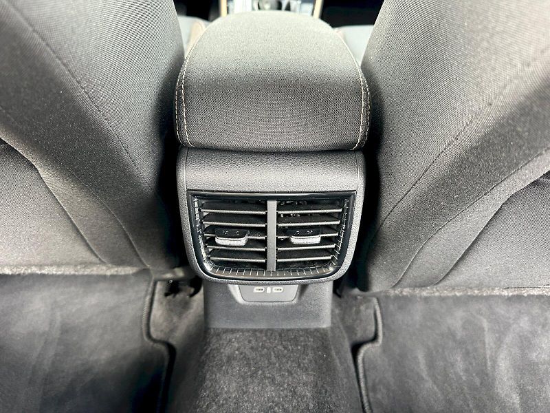 Škoda Fabia (2025) 1.0 TSI 85kW MP6 Top Selection - fotka 29 z 35