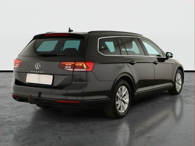 Volkswagen Passat (2023) 2.0 TDI, Automat, Navi - fotka 5 z 22