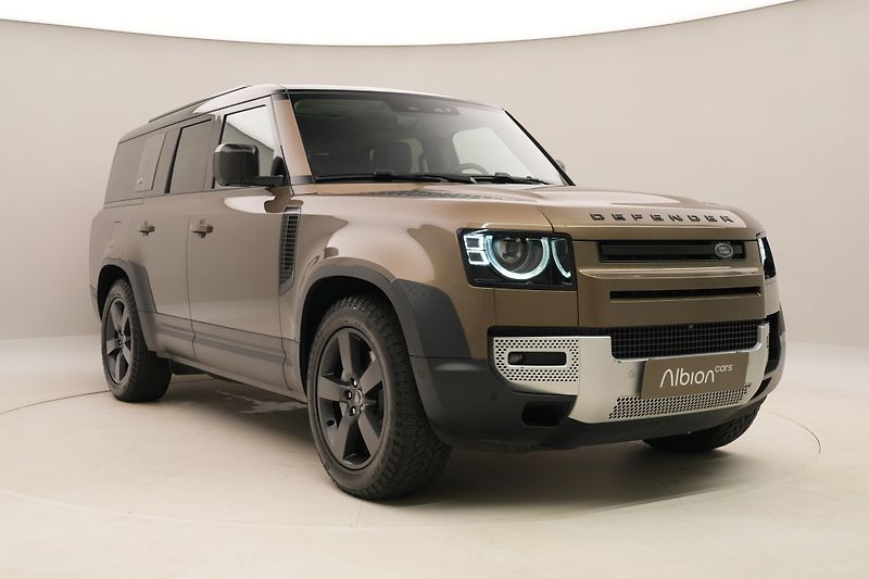 Land Rover Defender 130 D300 SE AWD AUT CZ 8míst - fotka 14 z 54