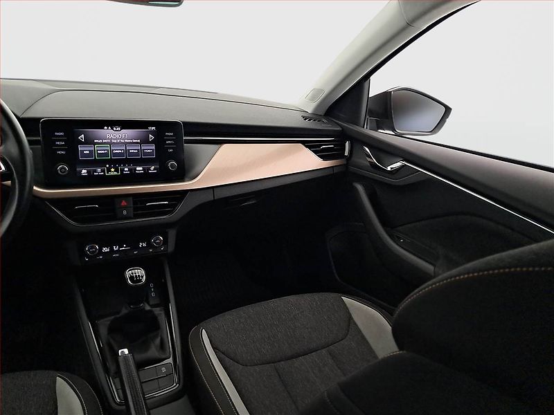 Škoda Scala (2019) Style 1.0 TSI, Tempomat - fotka 8 z 20
