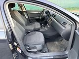 Volkswagen Passat 1.6TDI 77KW - náhled 32