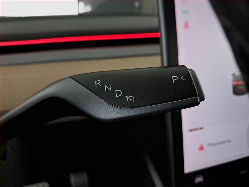 Tesla Model 3 (2019) Performance 78kWh, SoH 86% - fotka 13 z 22