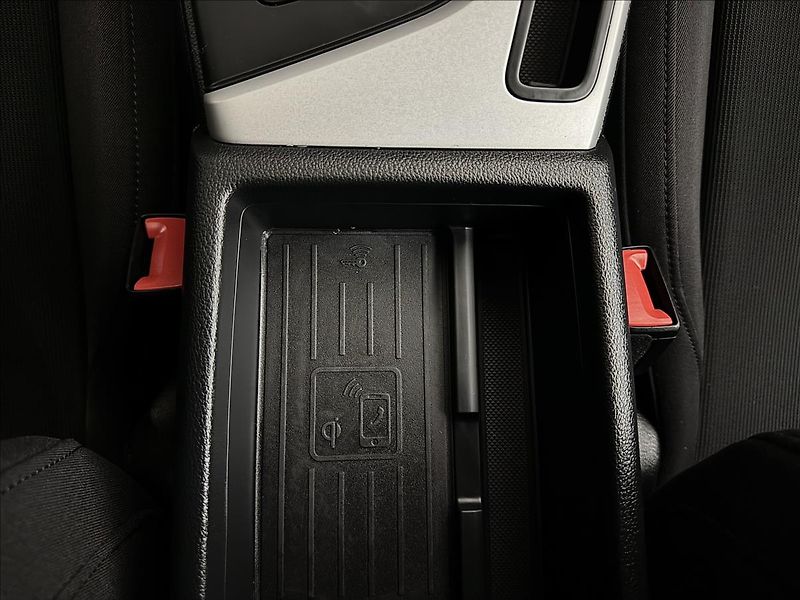 Audi A4 35TDI MHEV S-LINE MATRIX LED - fotka 32 z 46
