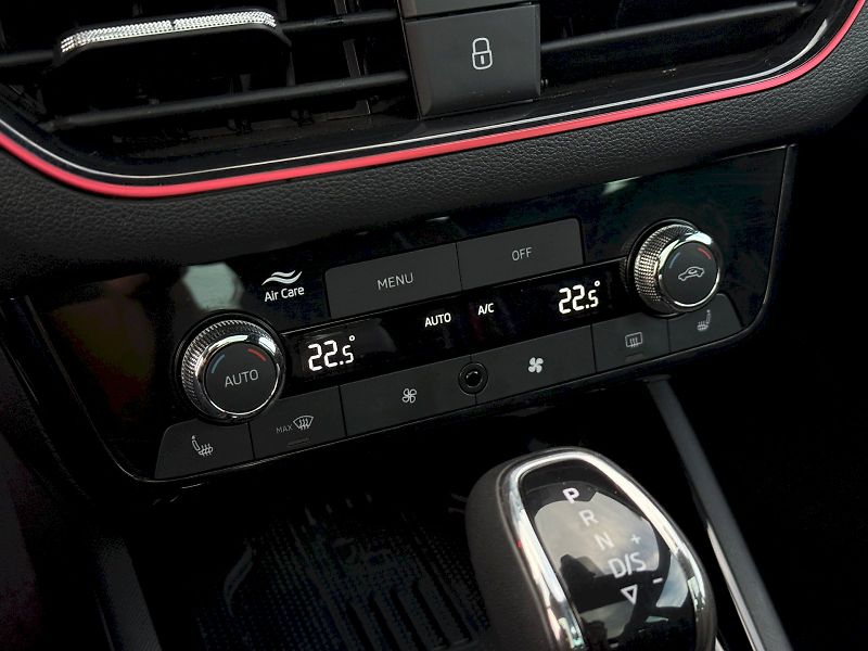 Škoda Scala (2025) 1.0 TSI 85 kW DSG Monte Carlo - fotka 14 z 24