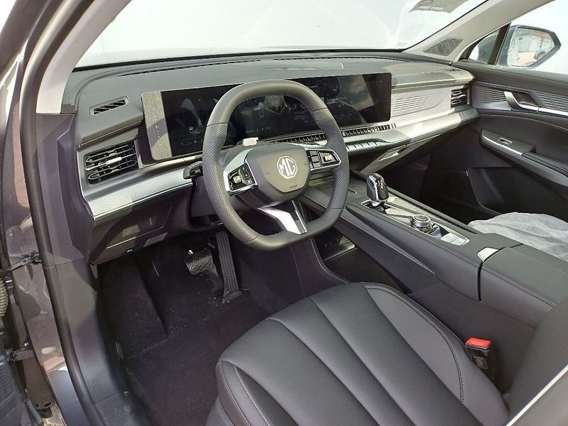 MG MGS9 Premium 1.5 TGI PHEV 220 kW - fotka 8 z 32