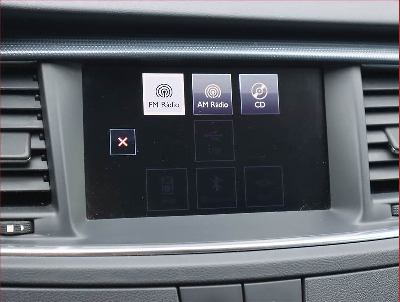 Peugeot 508 (2015) 2.0 HDi, Automat, Navi - fotka 20 z 21