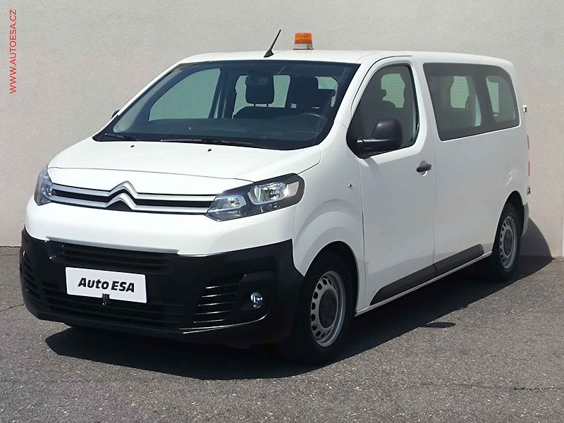 Citroën Jumpy (2021) 2.0HDi L2 6míst, 1.maj,ČR - fotka 3 z 18