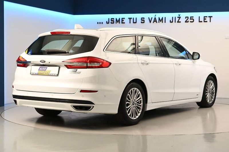 Ford Mondeo (2020) 2.0 4x4 140 KW LED ACC SONY 8A - fotka 5 z 37