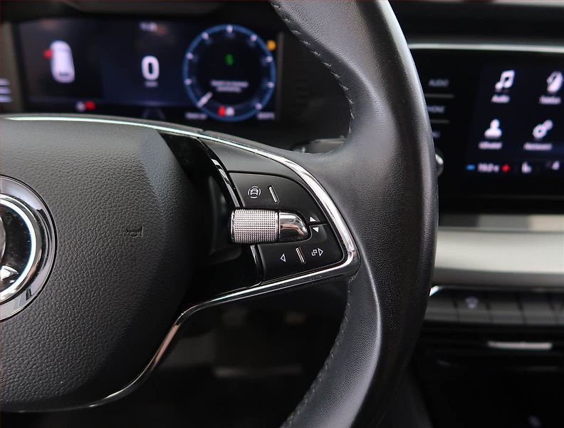 Škoda Octavia (2023) Ambition 2.0 TDI, ČR,1.maj - fotka 20 z 24