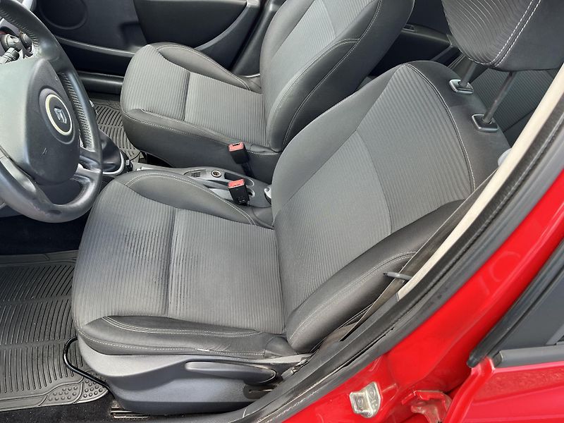 Renault Clio 1.2 - LPG - fotka 9 z 28