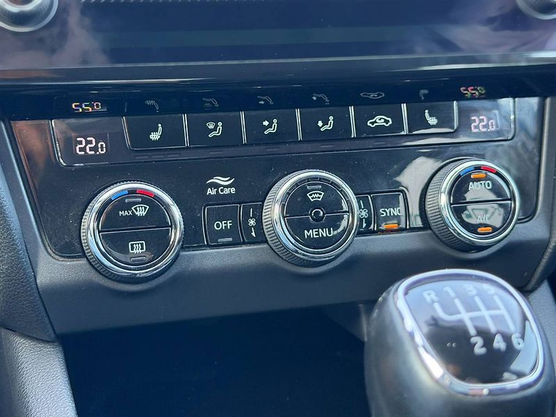 Škoda Octavia Style 1,4 TSI 110 kW 6° MP - fotka 14 z 30
