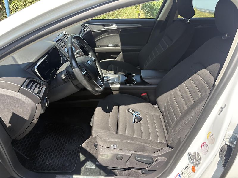 Ford Mondeo (2020) Titanium 8AT 2.0 EcoBlue -Full - fotka 15 z 34