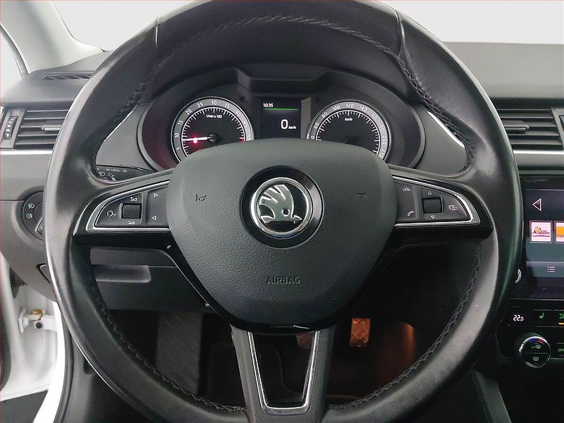 Škoda Octavia (2017) Style 2.0 TDI, Tempomat - fotka 16 z 20