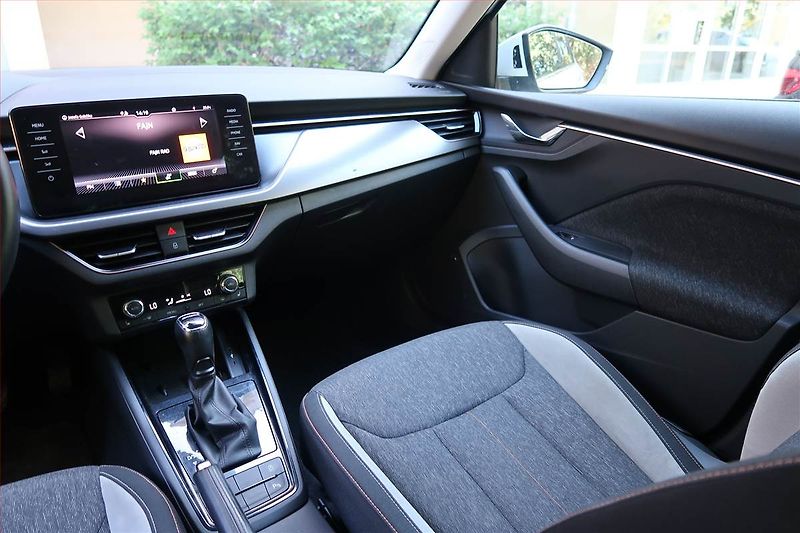 Škoda Kamiq (2020) Style 1.0 TSI, Automat - fotka 8 z 20