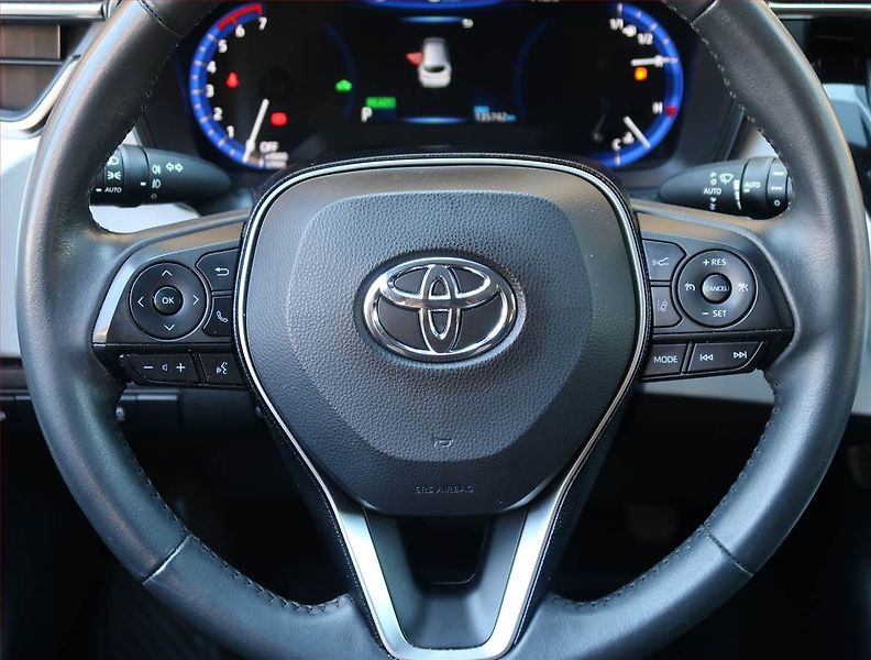 Toyota Corolla (2020) 1.8 Hybrid - fotka 17 z 22