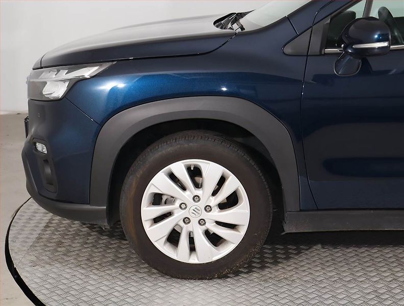 Suzuki SX4 S-Cross (2023) Premium 1.4 BoosterJet - fotka 14 z 18
