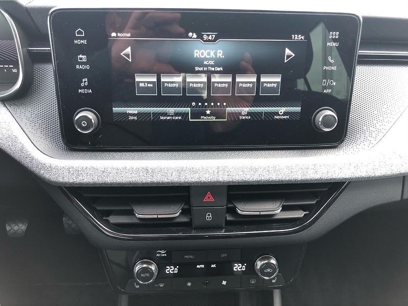 Škoda Scala 1.0 TSi SELECTION - fotka 20 z 30