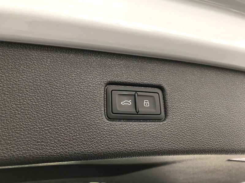 Audi Q7 (2025) SUV 50 Sline Quattro 8TT 3,0TD - fotka 8 z 19