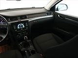 Škoda Superb (2012) 1.6 TDI, Navi, Tempomat - náhled 8